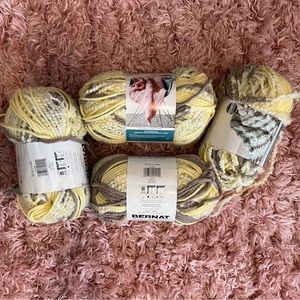 Bernat Baby Blanket Yarn (4 skeins)